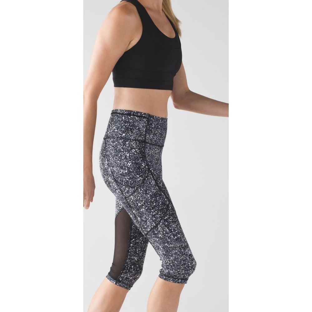 Lululemon Womens Outrun 17" Crop Legging Splatter White Black Luxtreme Running 8